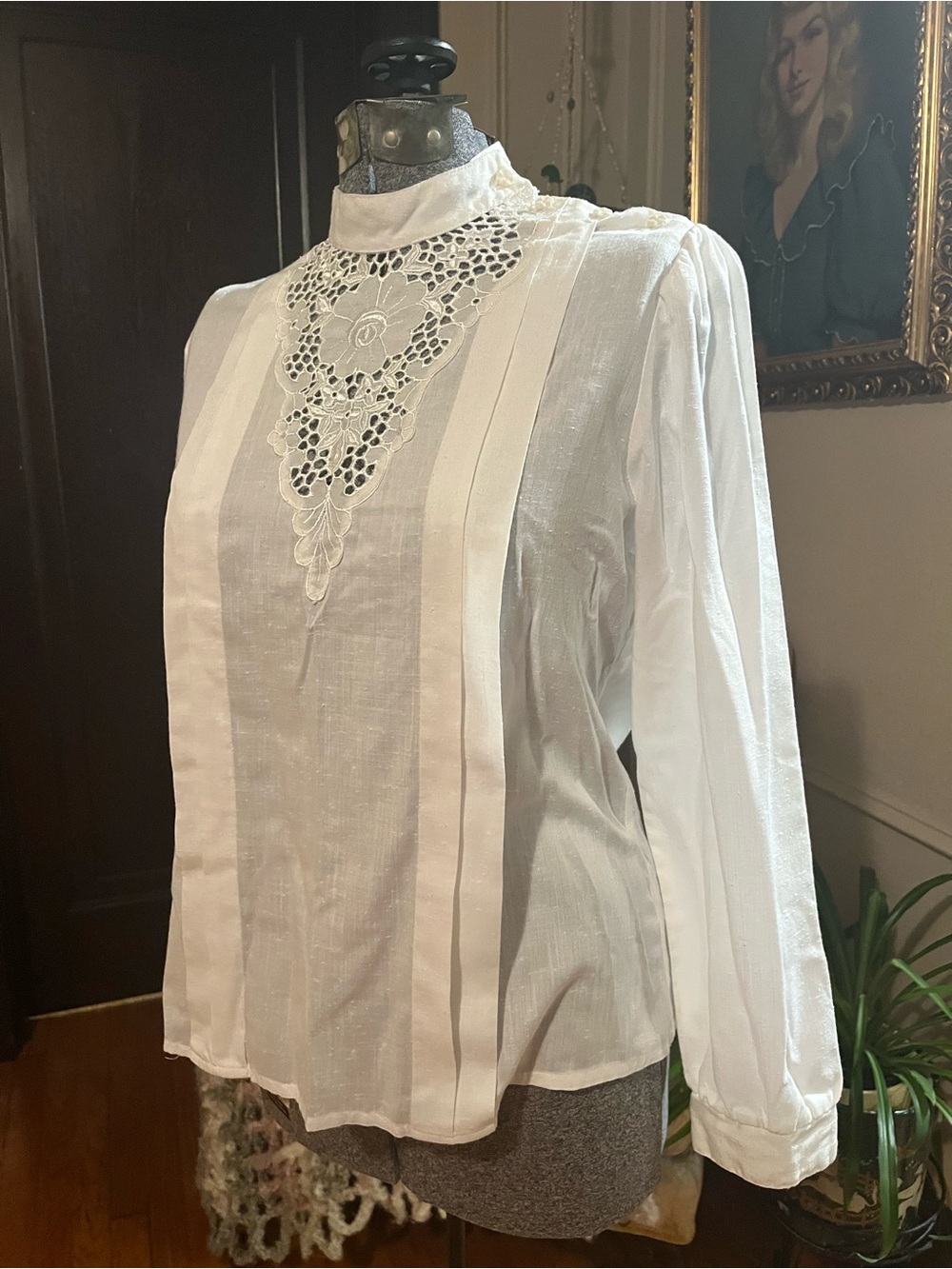 White Lace Appliqué High-Neck Women's Blouse